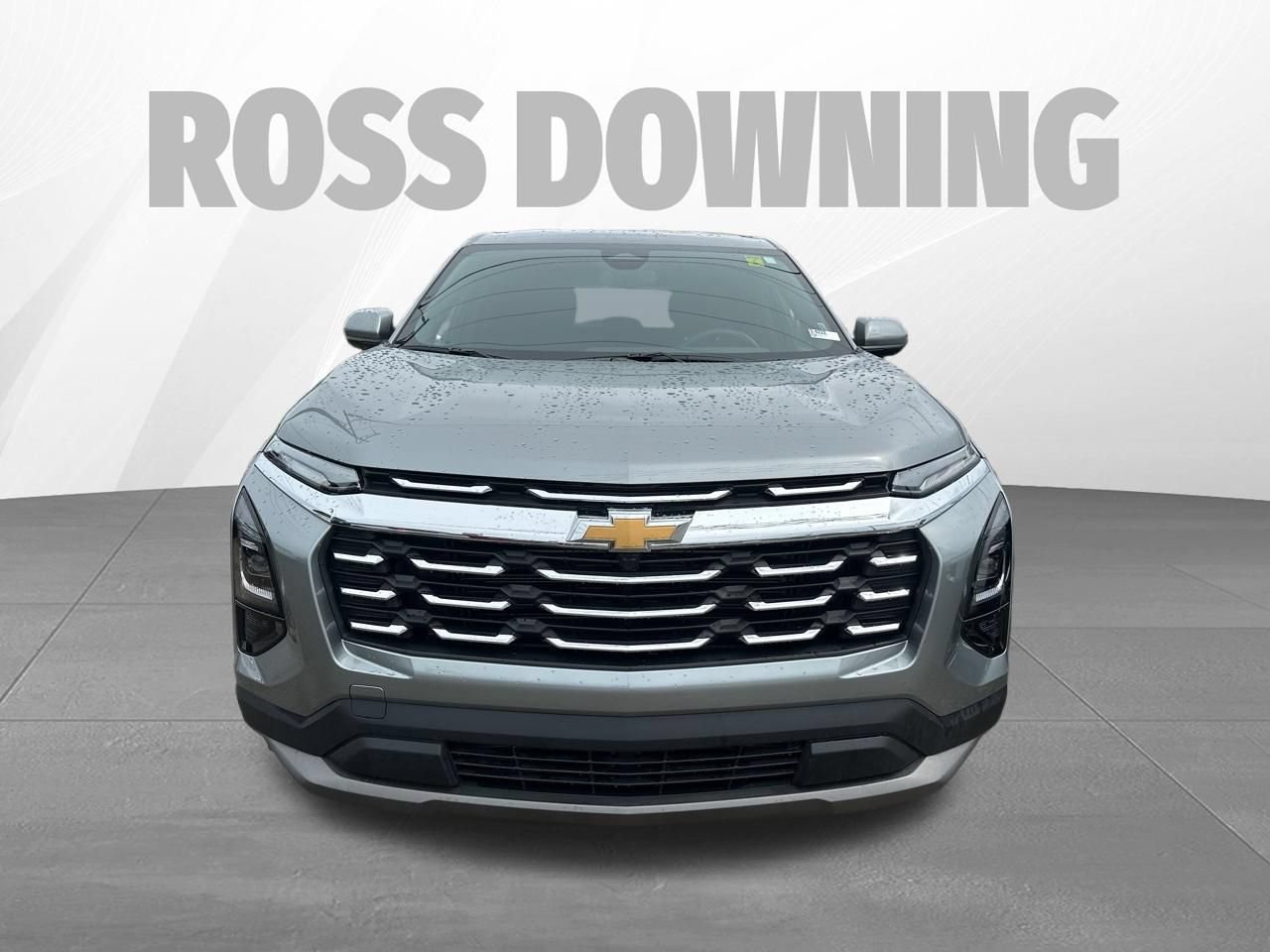 Used 2026 Chevrolet Equinox LT FWD image 2