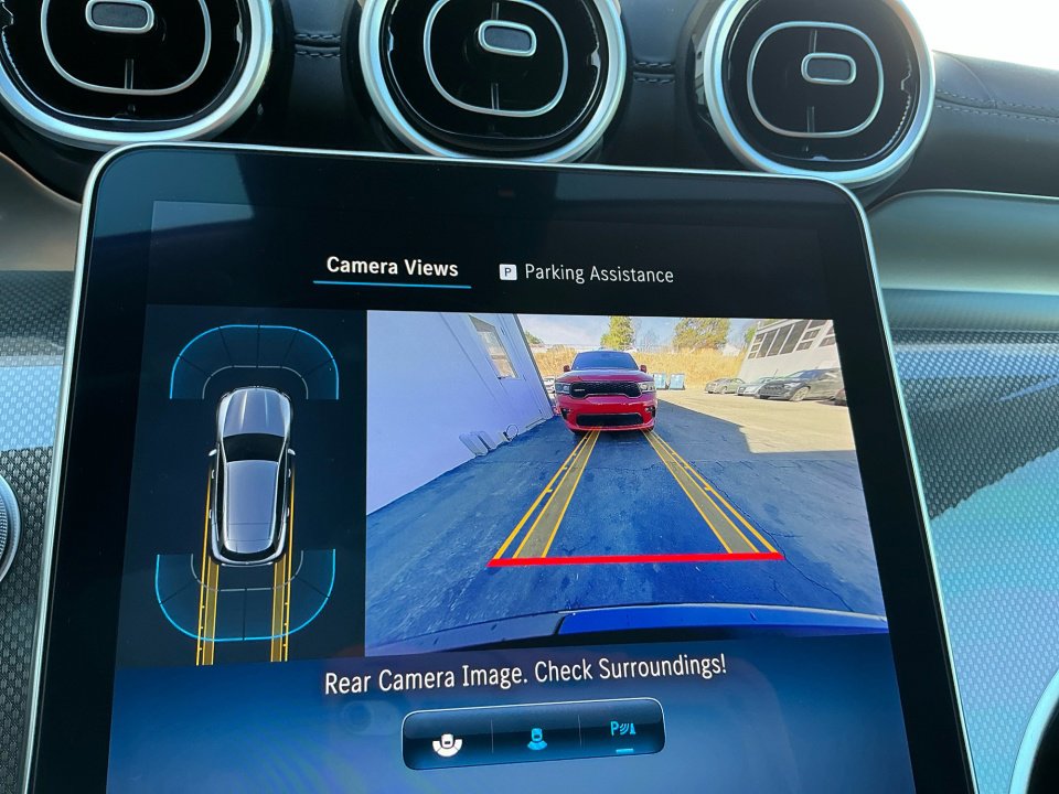 Used 2024 Mercedes-Benz GLC 300 image 23