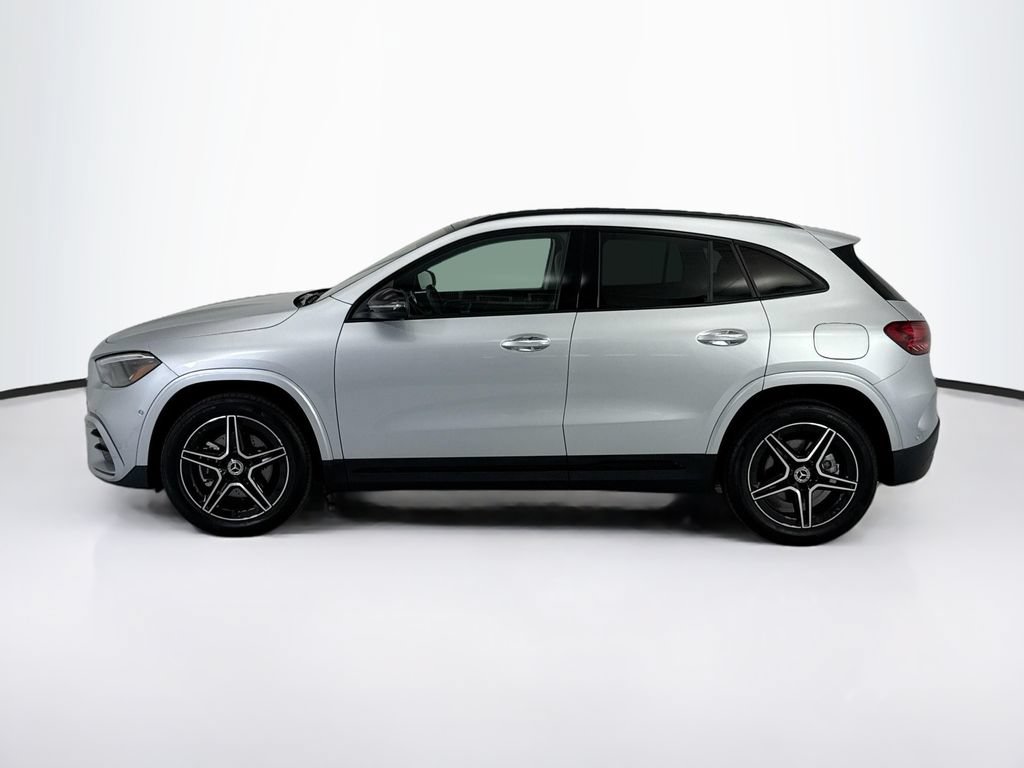Used 2025 Mercedes-Benz GLA 250 image 2