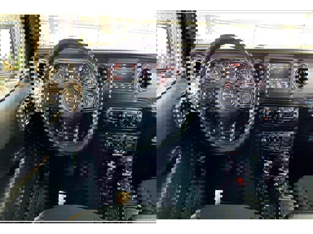 Used 2022 Jeep Wrangler Willys image 5