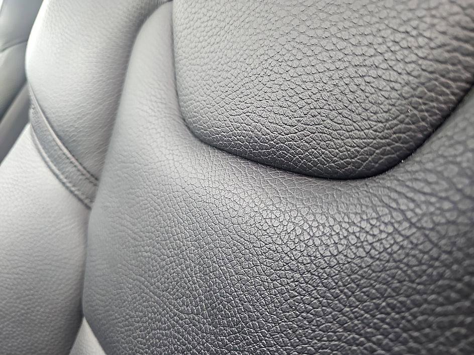 Used 2020 Volvo S60 T6 Inscription image 19