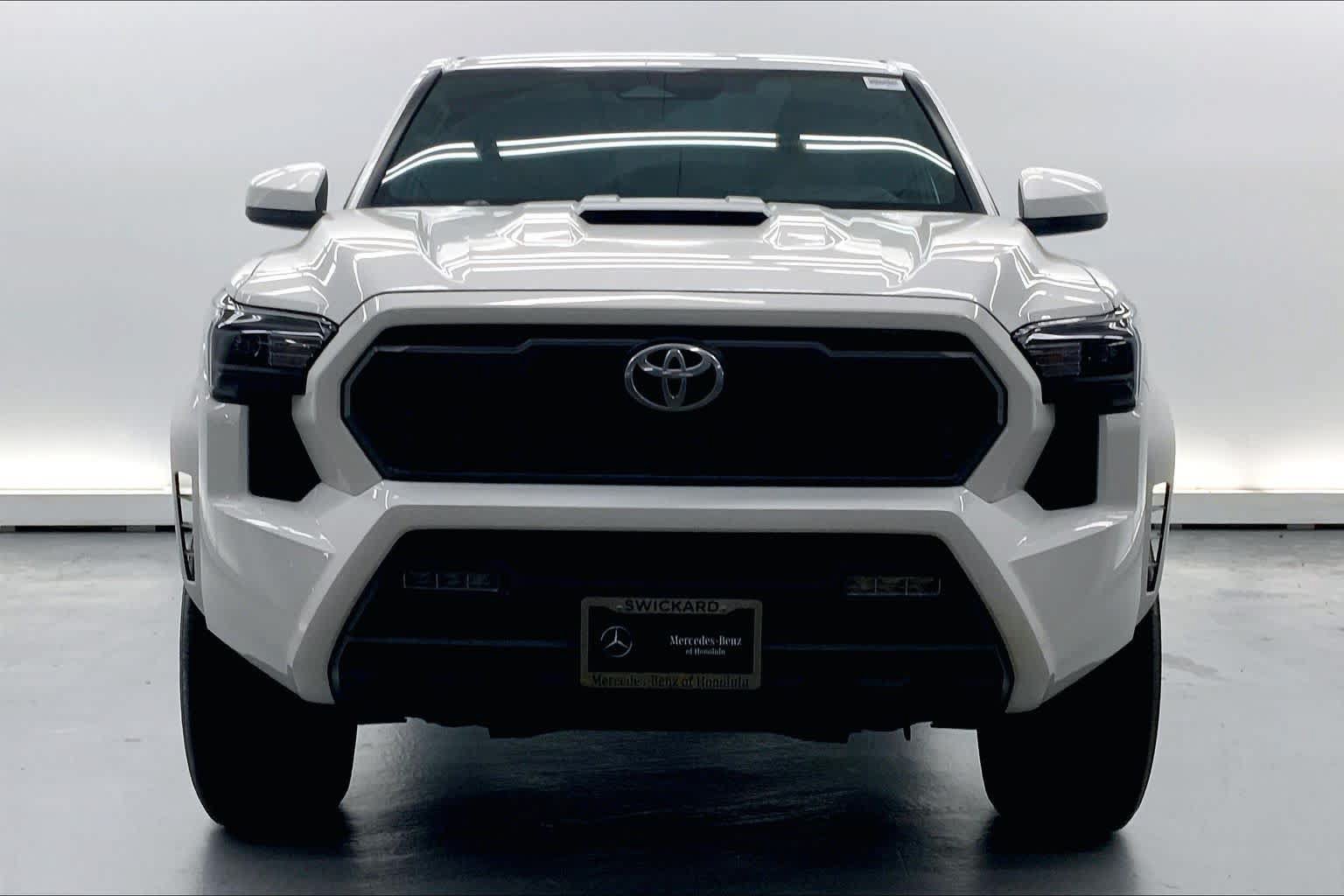 Used 2025 Toyota Tacoma TRD Sport RWD image 7