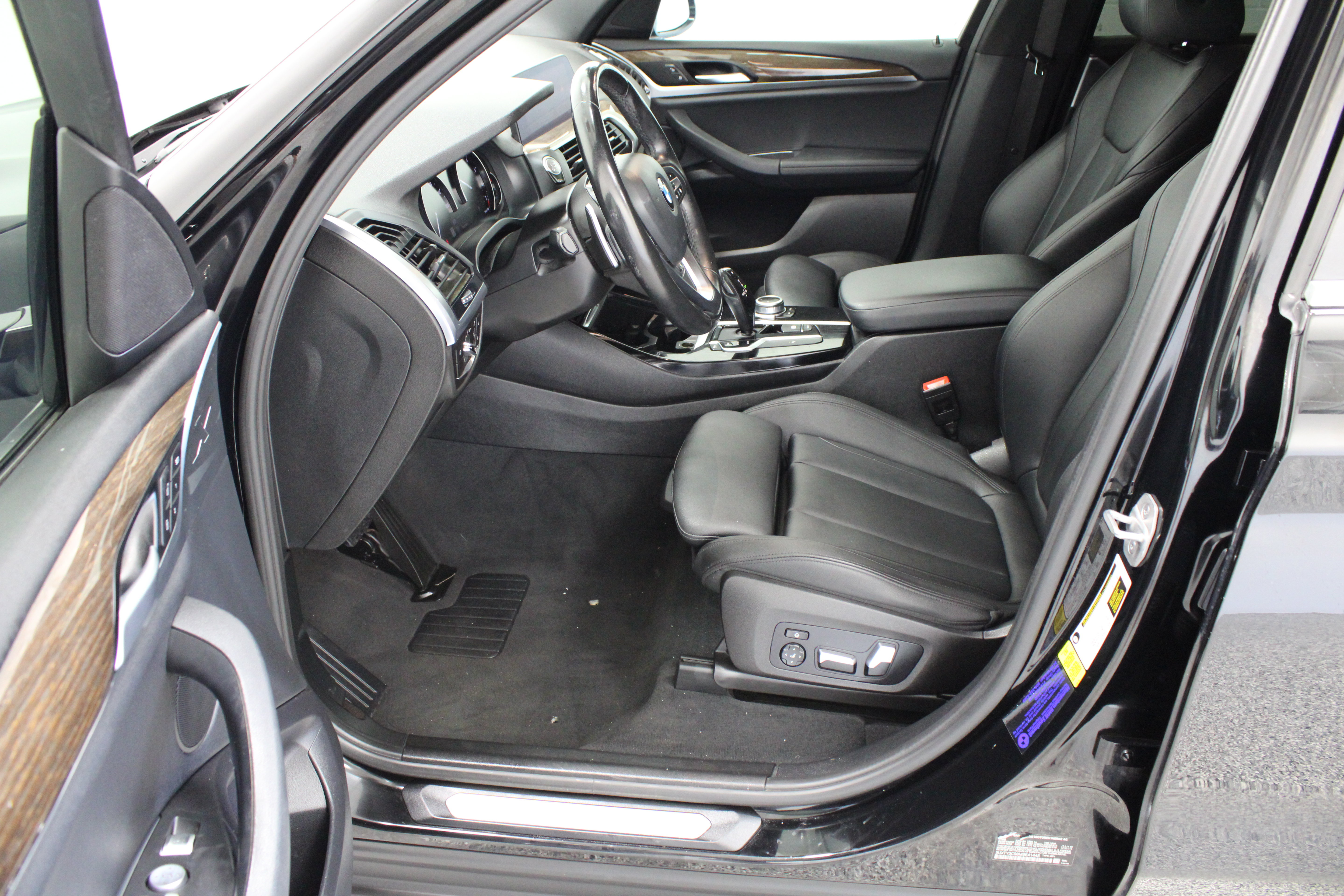 Used 2021 BMW X3 sDrive30i w/ Convenience Package RWD image 14