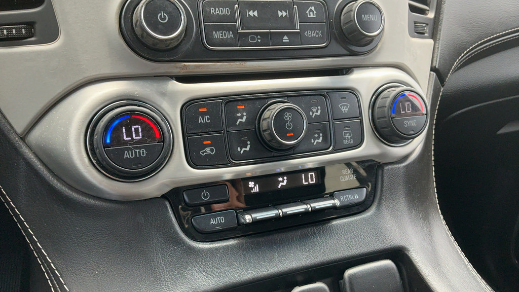 Used 2016 GMC Yukon SLE RWD image 16
