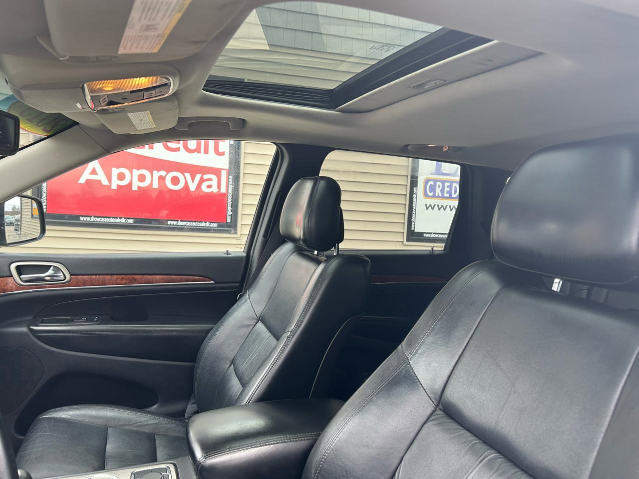 Used 2013 Jeep Grand Cherokee Limited image 18