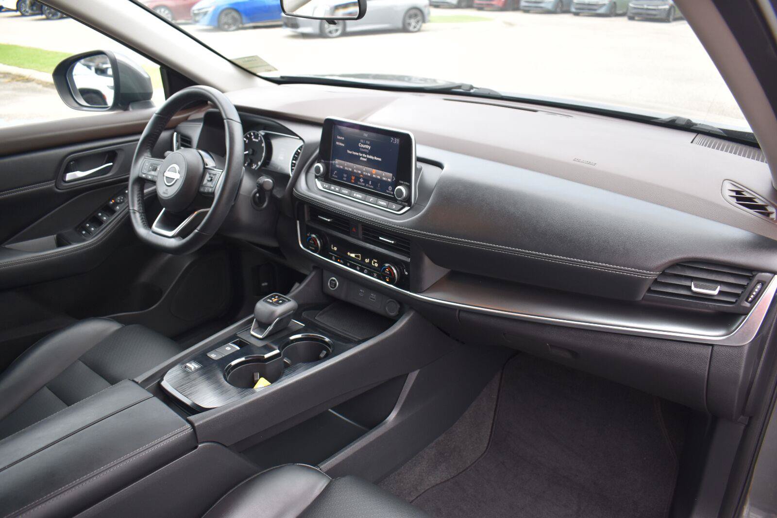 Used 2023 Nissan Rogue SV w/ SV Premium B Package FWD image 64