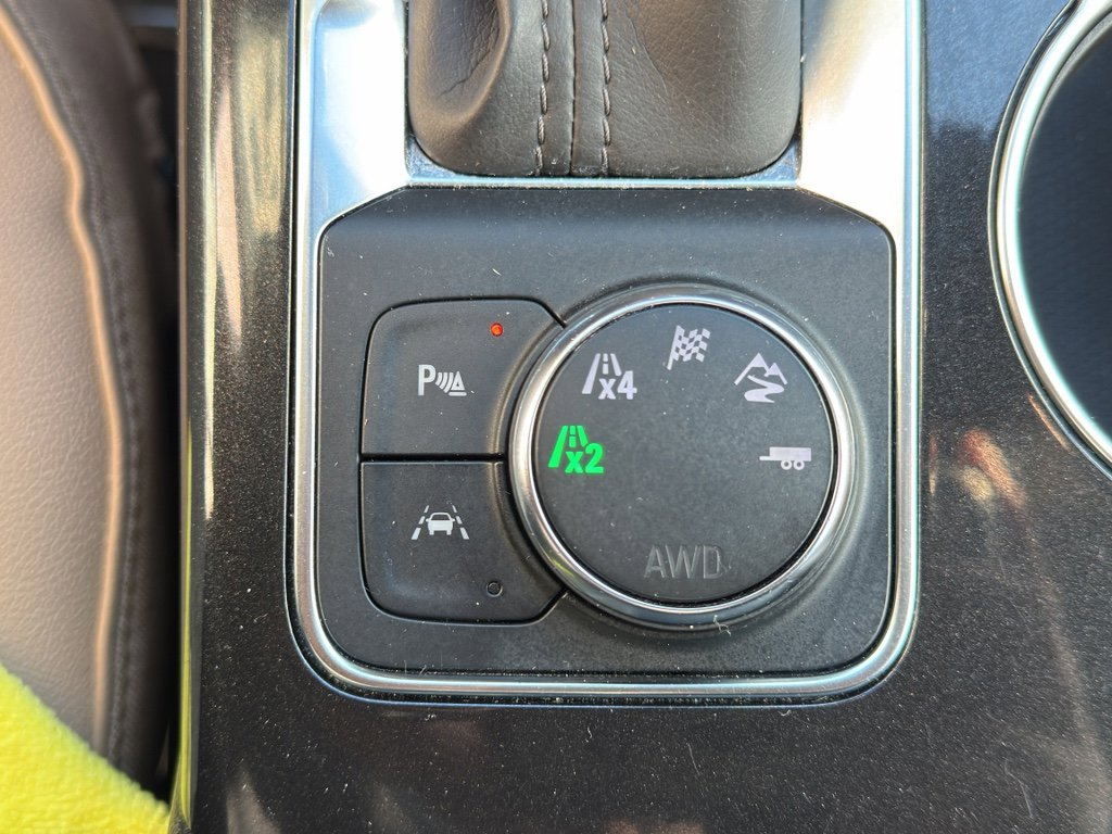 Used 2022 Chevrolet Blazer Premier AWD/4WD image 13