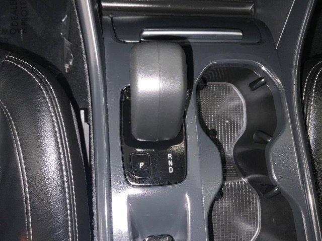 Used 2022 Volvo XC40 T4 Momentum image 16