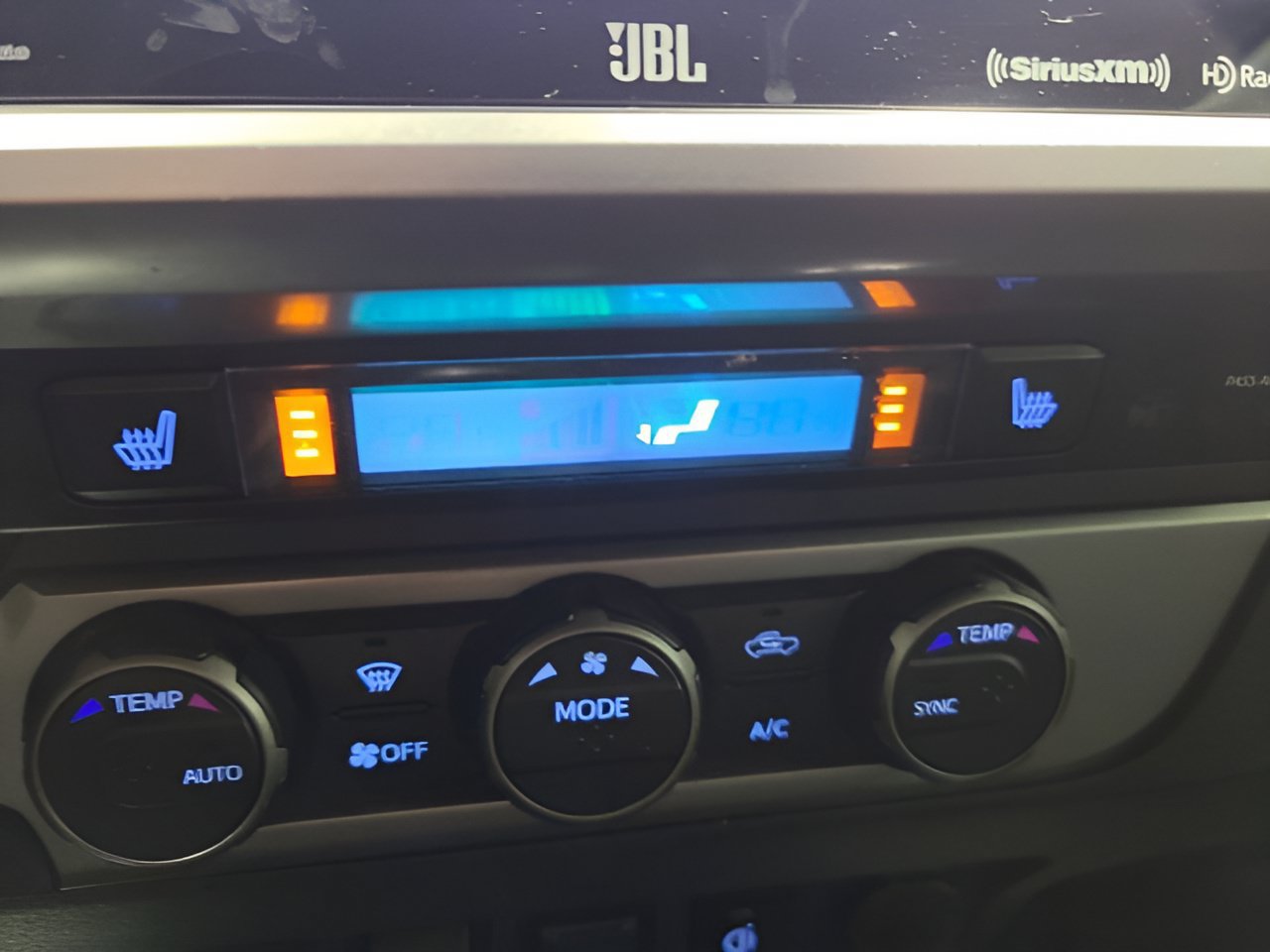Used 2022 Toyota Tacoma Limited AWD/4WD image 35