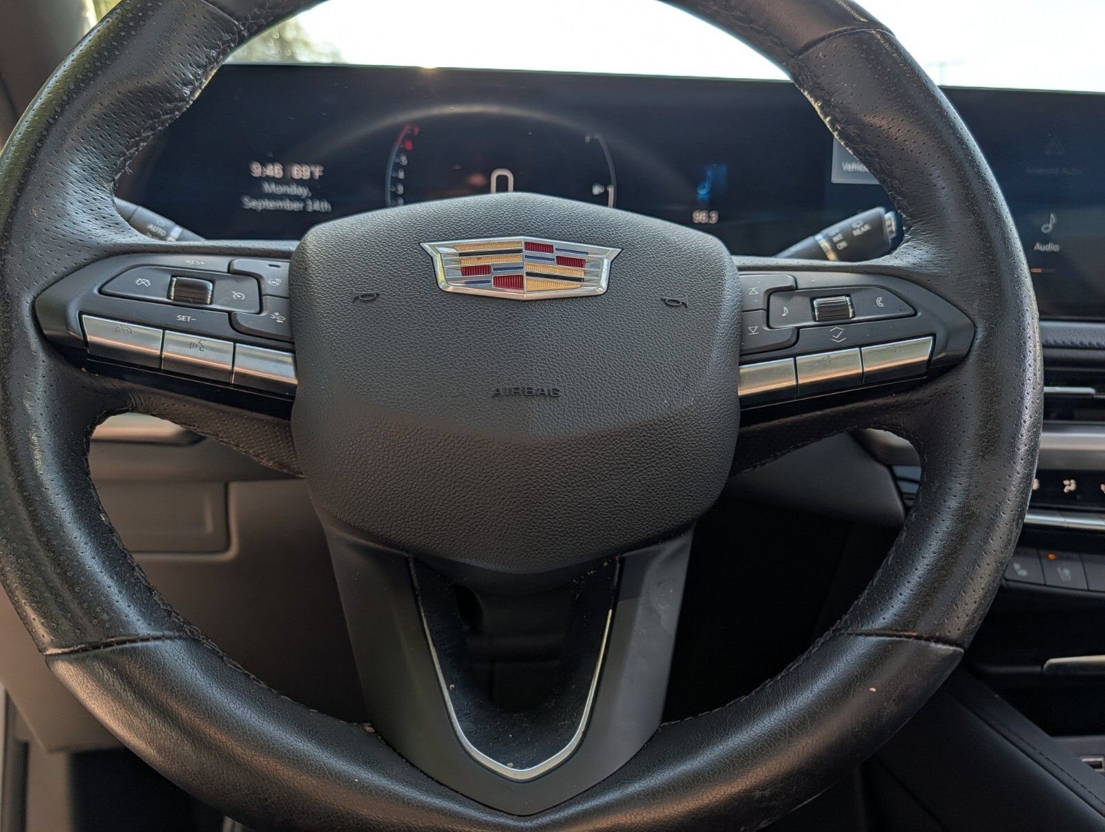 Certified 2024 Cadillac XT4 Sport AWD/4WD image 33