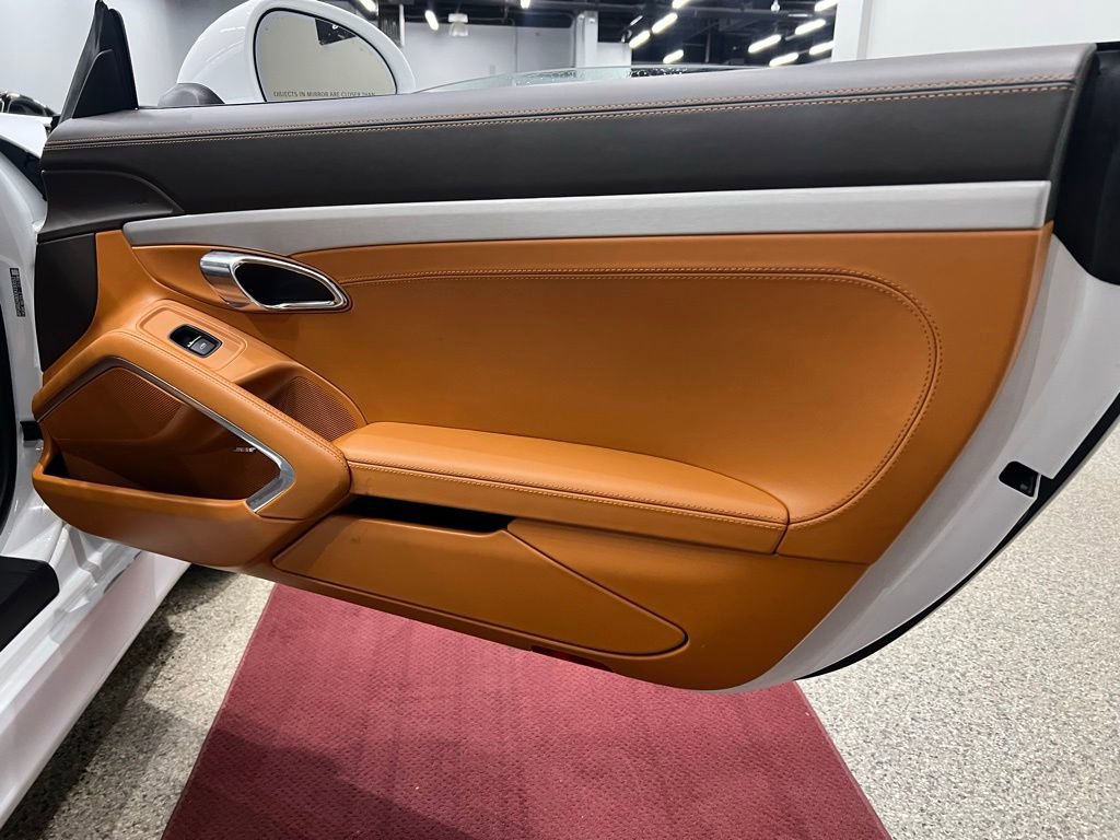 Used 2014 Porsche Cayman S image 40