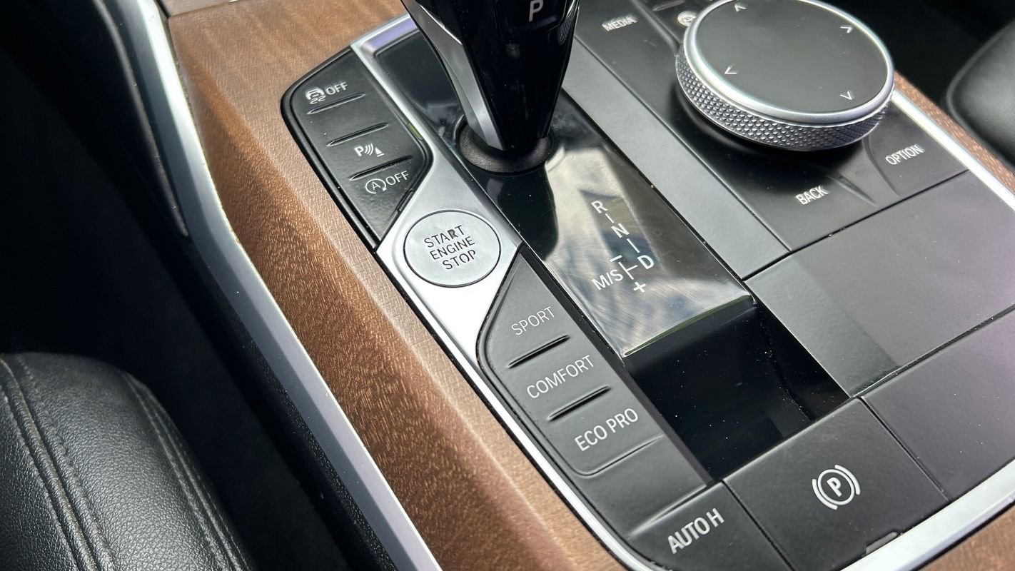 Used 2019 BMW 330i xDrive xDrive w/ M Sport Package image 30