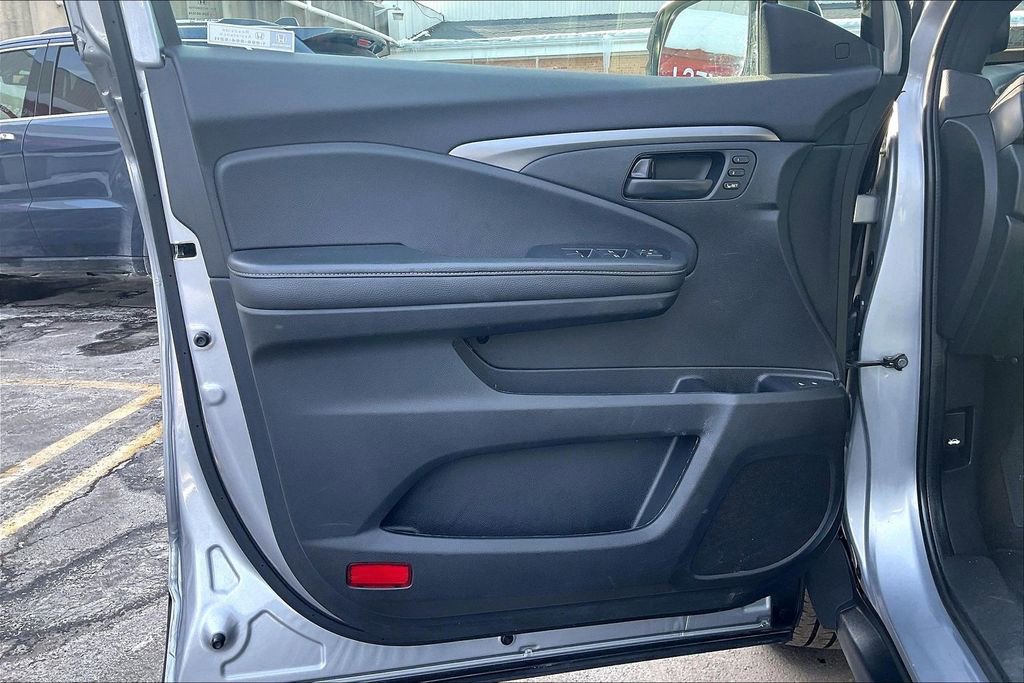 Used 2023 Honda Passport EX-L image 22