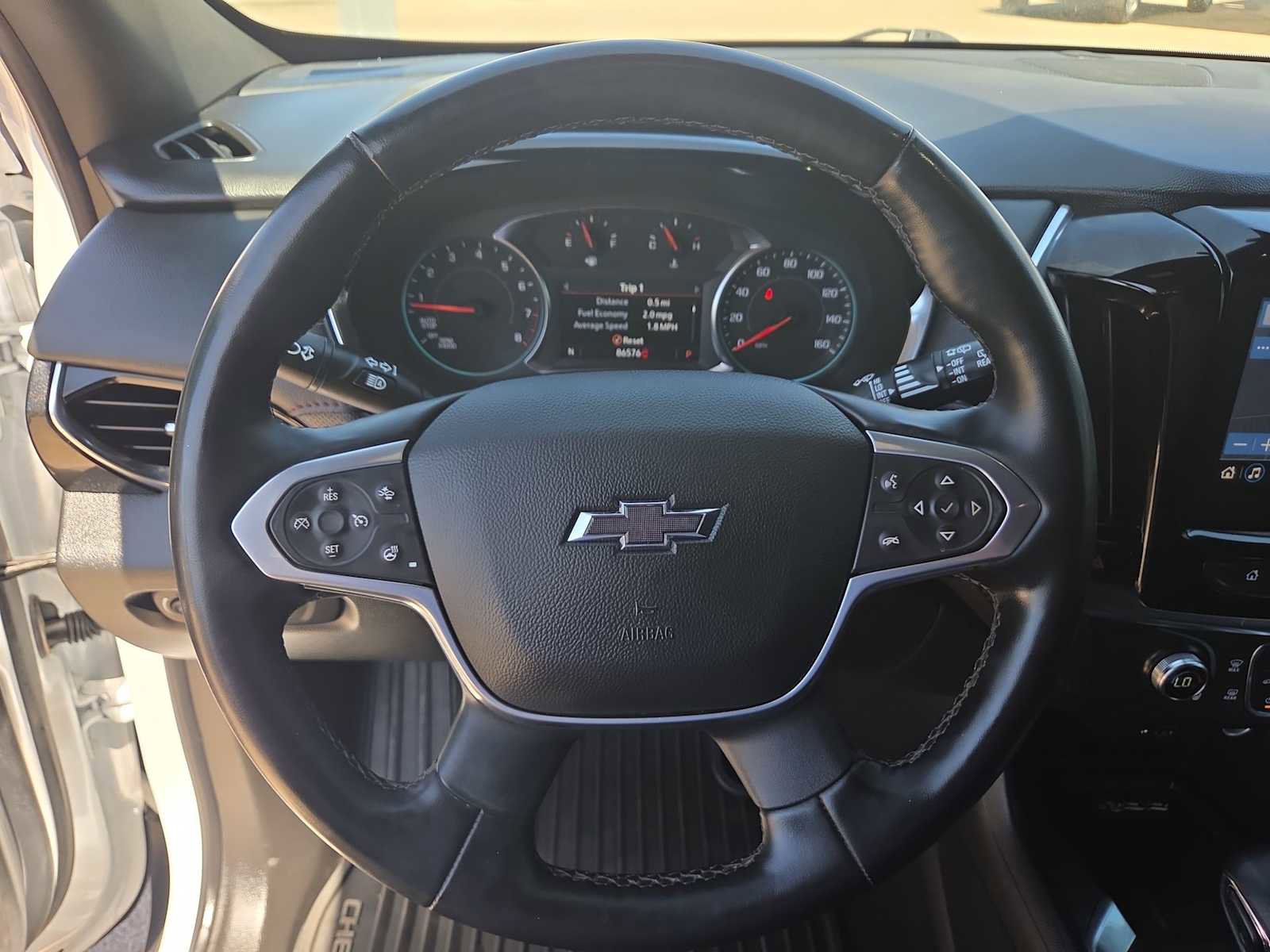 Used 2023 Chevrolet Traverse RS image 19