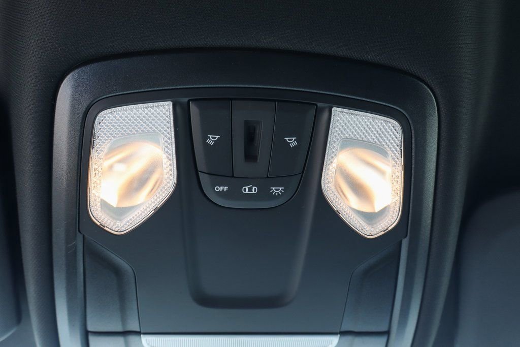 Used 2023 RAM 5500 Tradesman image 32