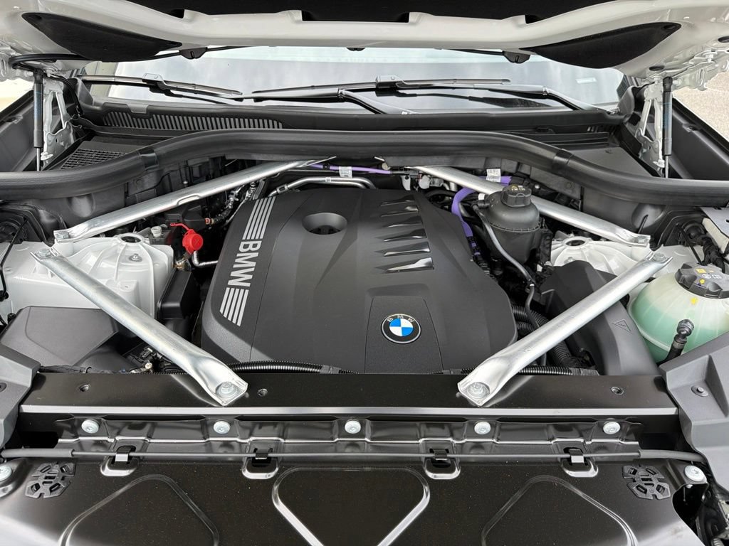 New 2026 BMW X5 sDrive40i w/ Premium Package RWD image 13