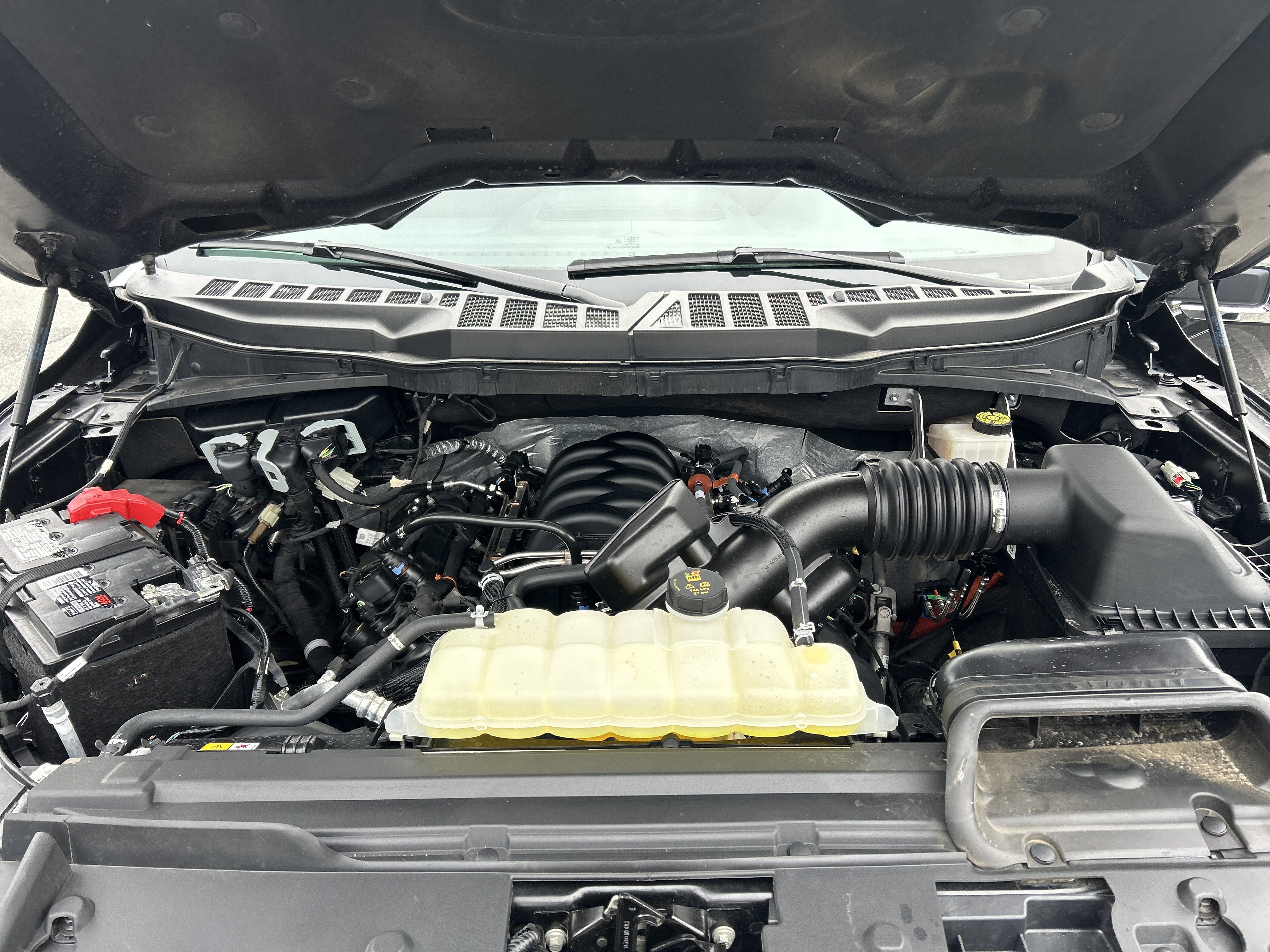 Used 2024 Ford F150 Lariat w/ Bed Utility Package image 22