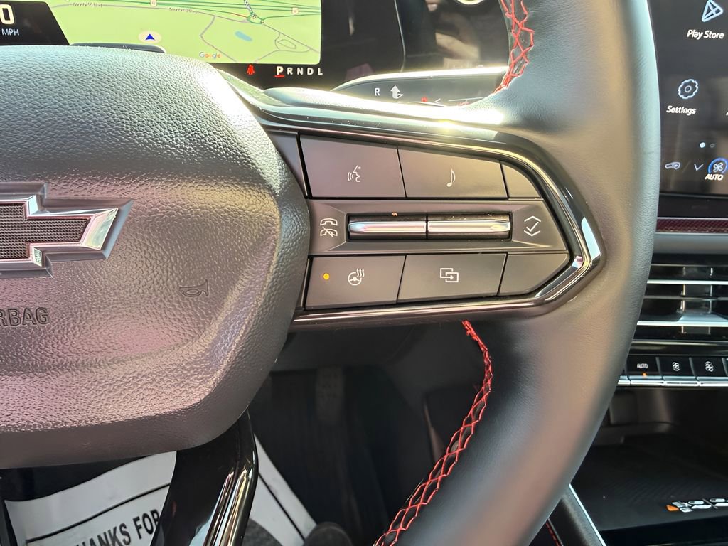 Used 2025 Chevrolet Traverse RS AWD/4WD image 18