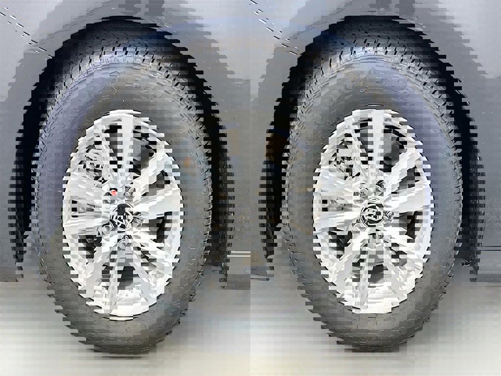 New 2026 Toyota Camry LE image 9