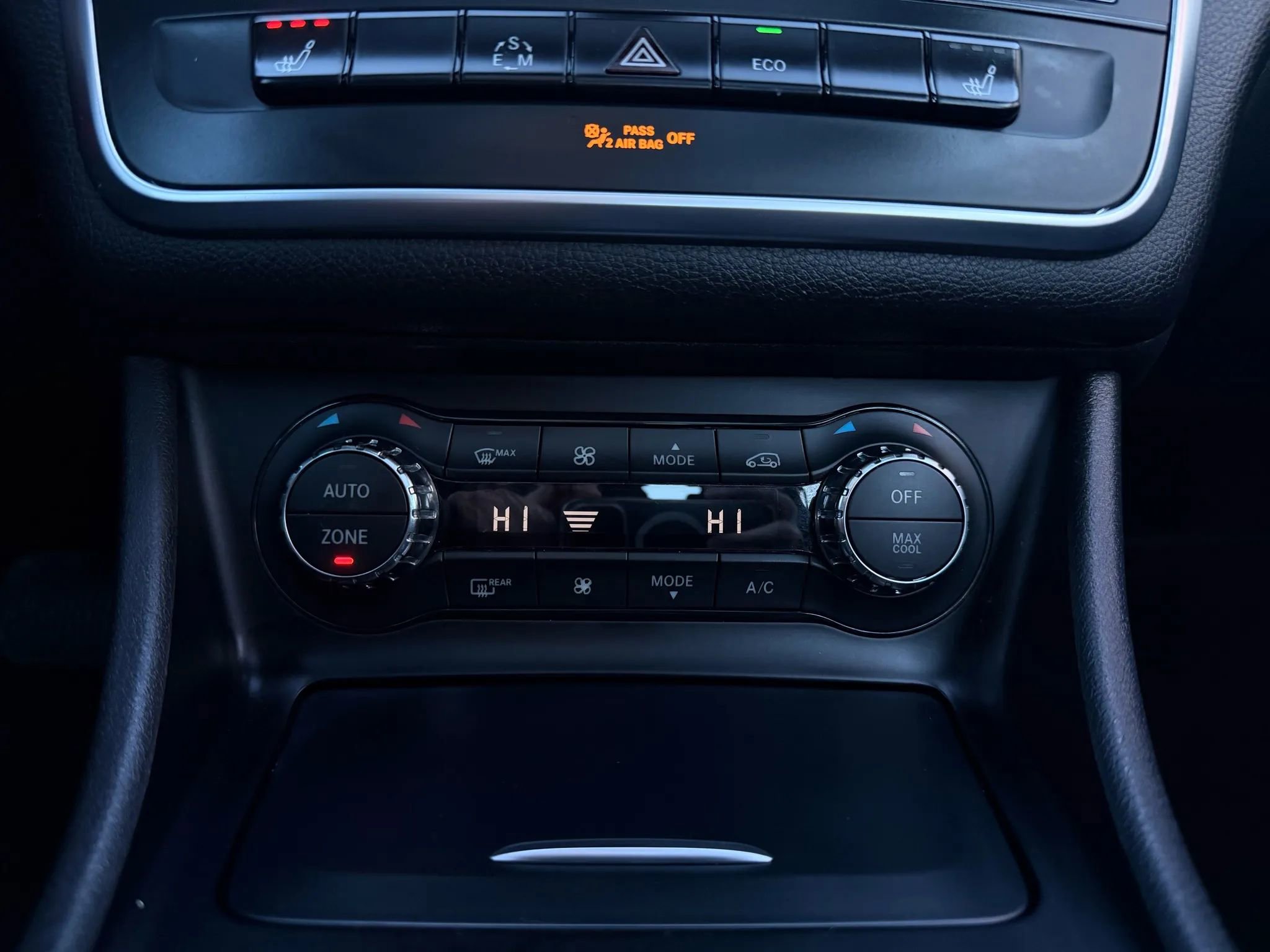 Used 2014 Mercedes-Benz CLA 250 image 19