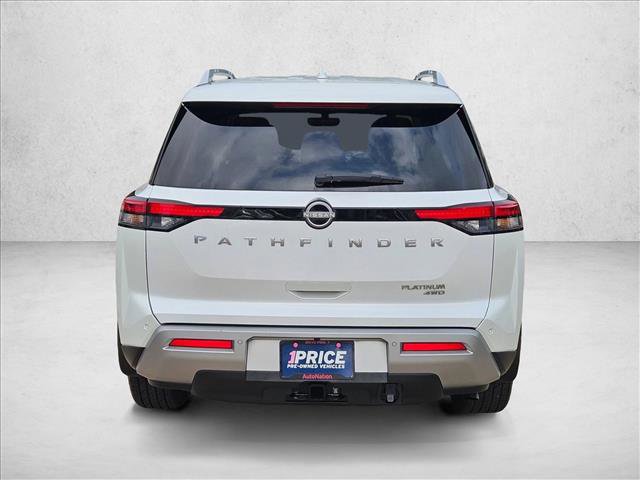 Used 2025 Nissan Pathfinder Platinum image 6