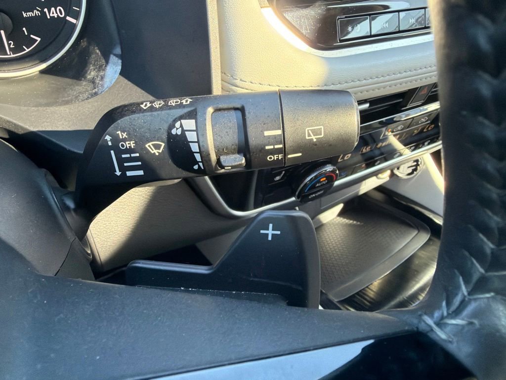 Used 2023 Nissan Rogue SL w/ SL Premium Package AWD/4WD image 16