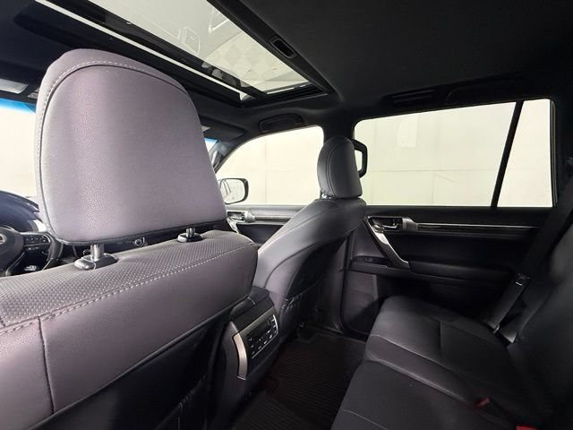 Used 2023 Lexus GX 460 Premium w/ Premium Package AWD/4WD image 27