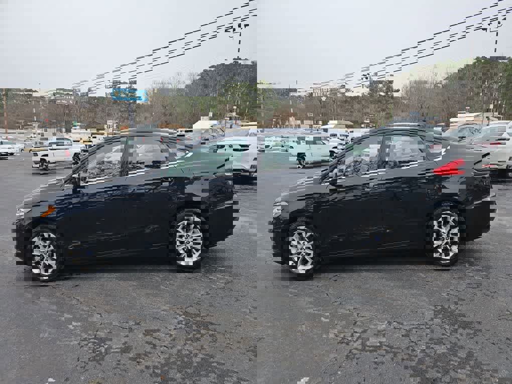 Used 2020 Ford Fusion SE image 6