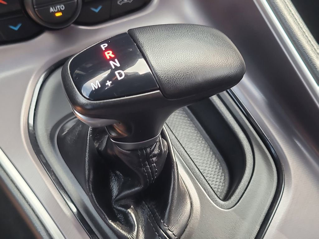 Used 2022 Dodge Challenger R/T w/ Blacktop Package image 20