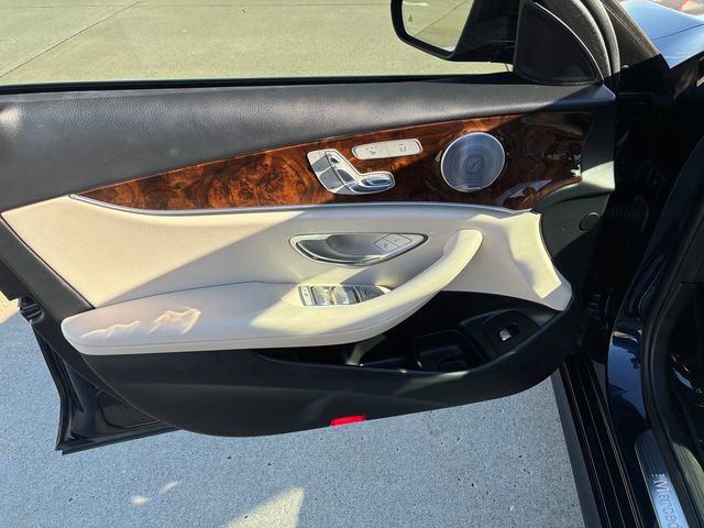 Used 2018 Mercedes-Benz E 300 4MATIC w/ Premium 2 Package image 20