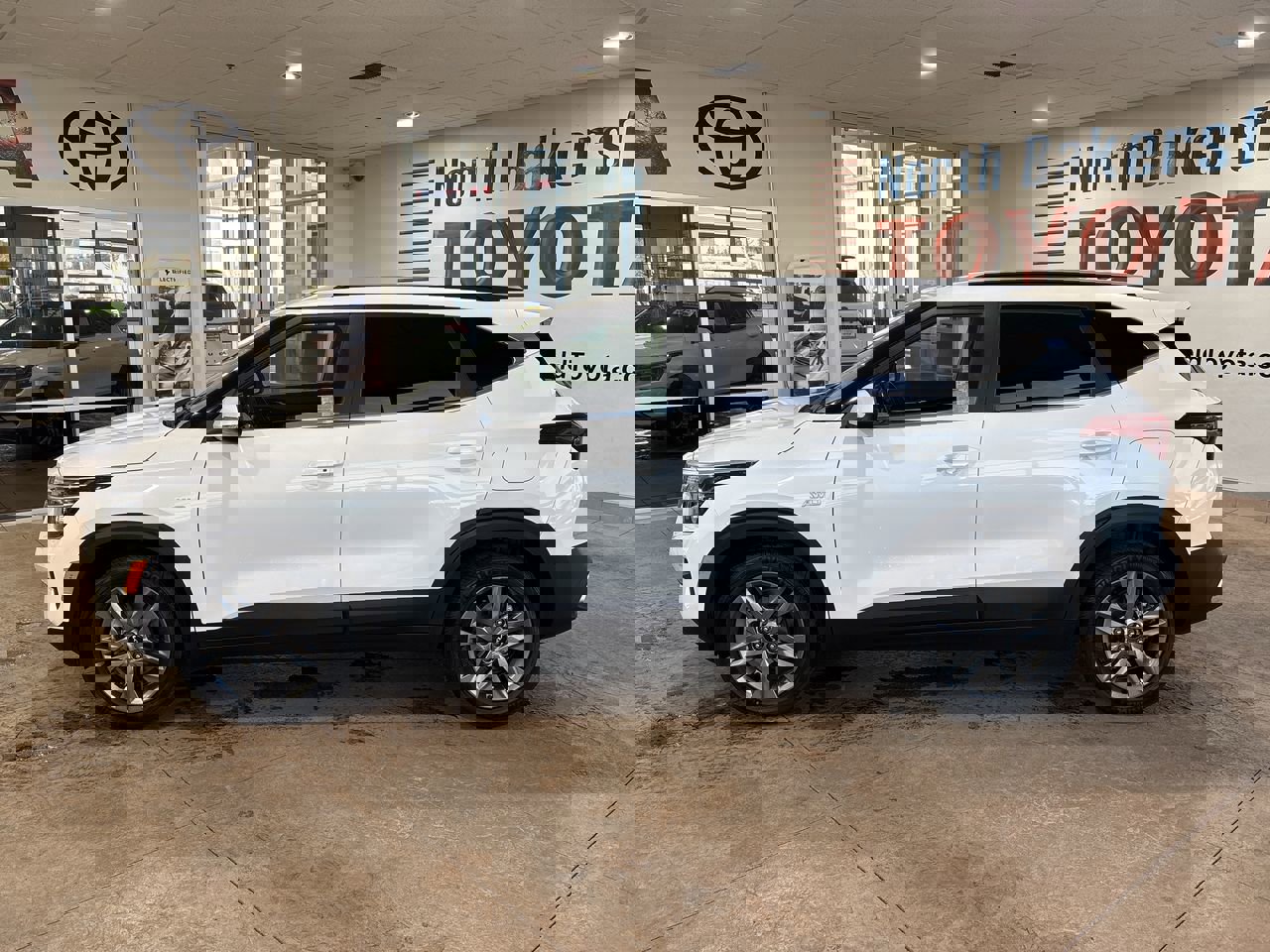 Used 2023 Kia Seltos S image 7