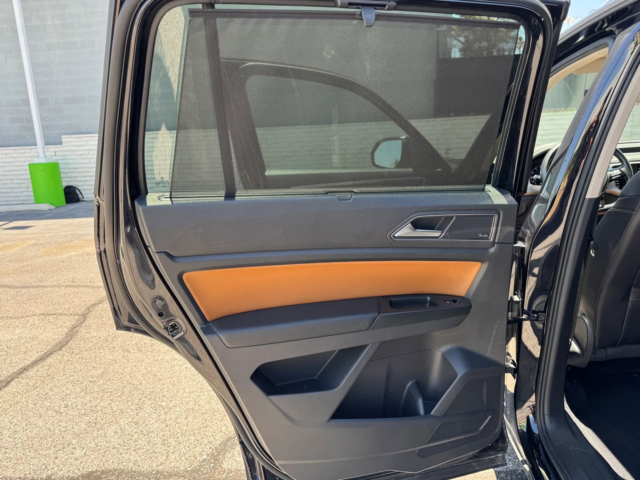 Used 2018 Volkswagen Atlas SEL Premium AWD/4WD image 16