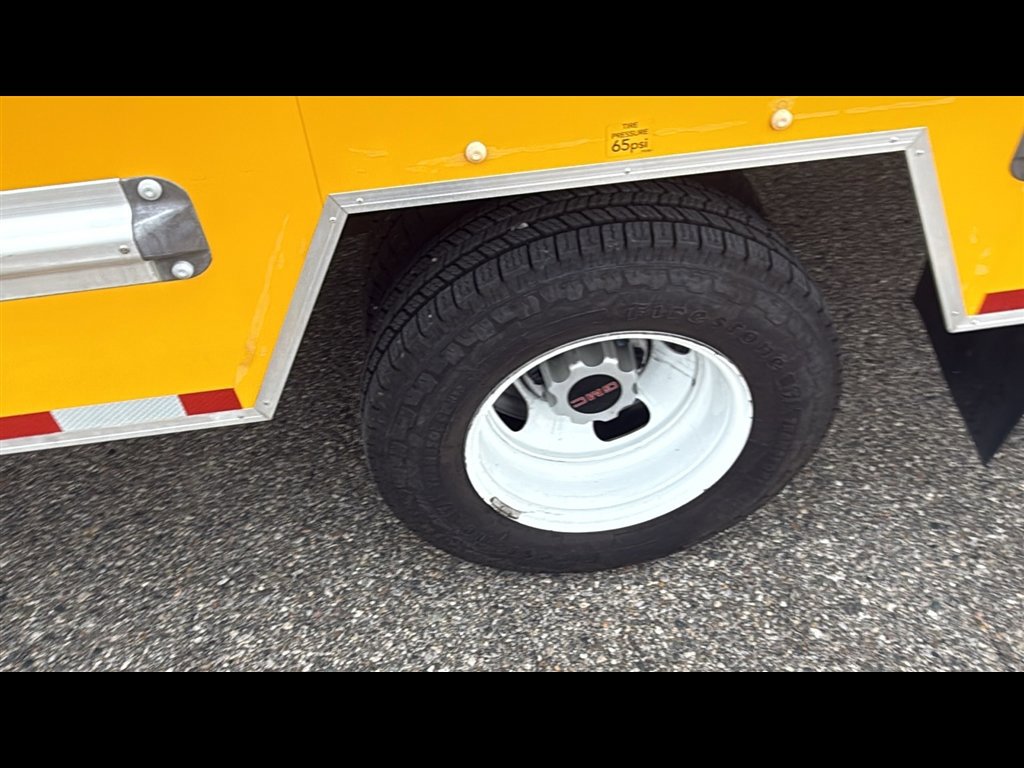 Used 2021 GMC Savana 3500 Extended w/ Power Convenience Package RWD image 17