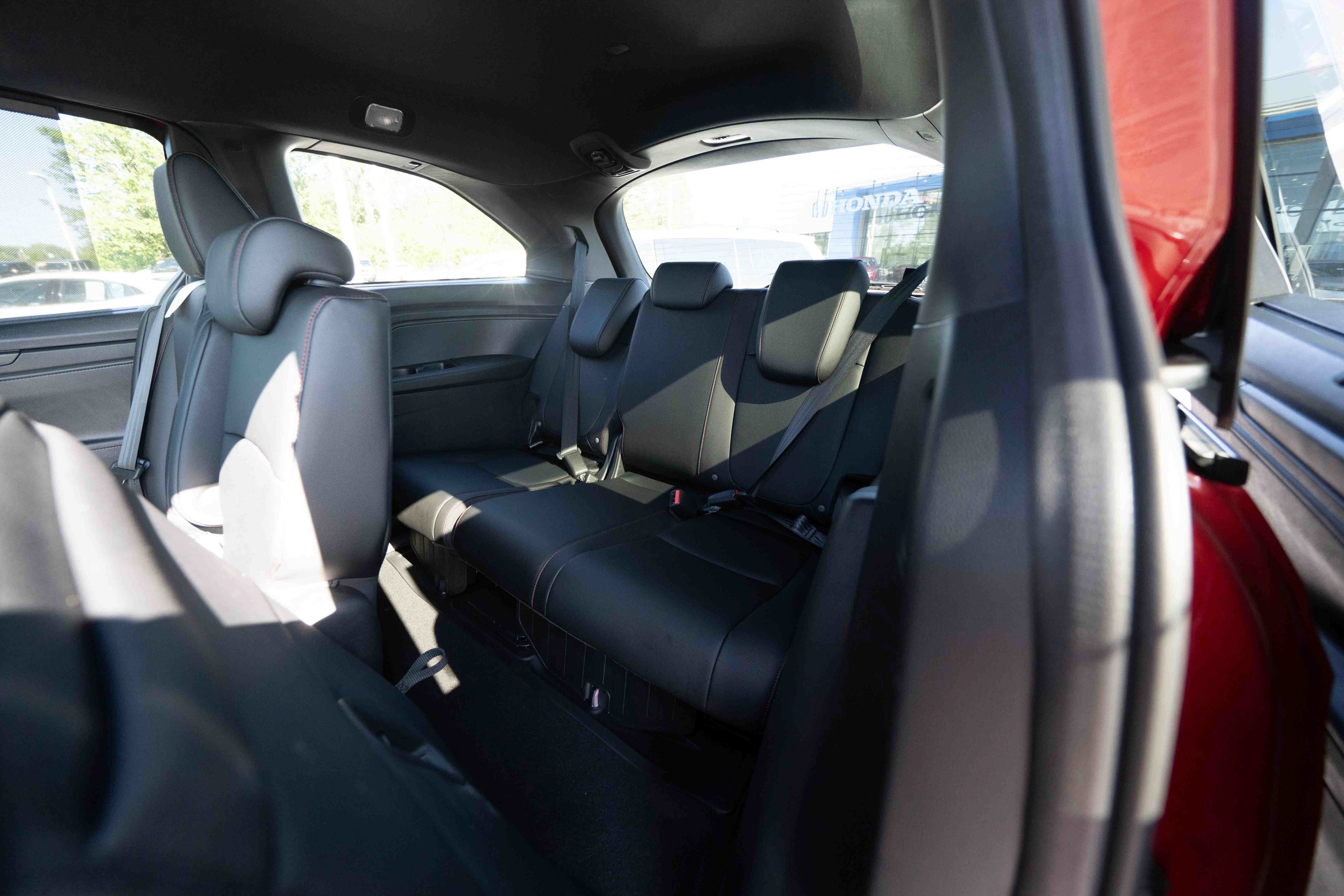 New 2026 Honda Odyssey Sport-L image 24