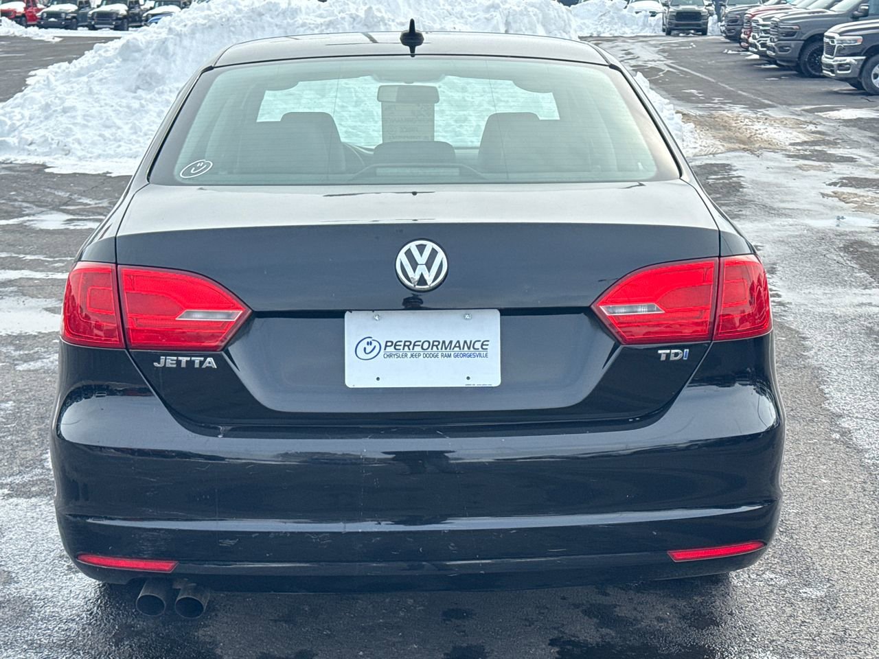 Used 2013 Volkswagen Jetta TDI image 4
