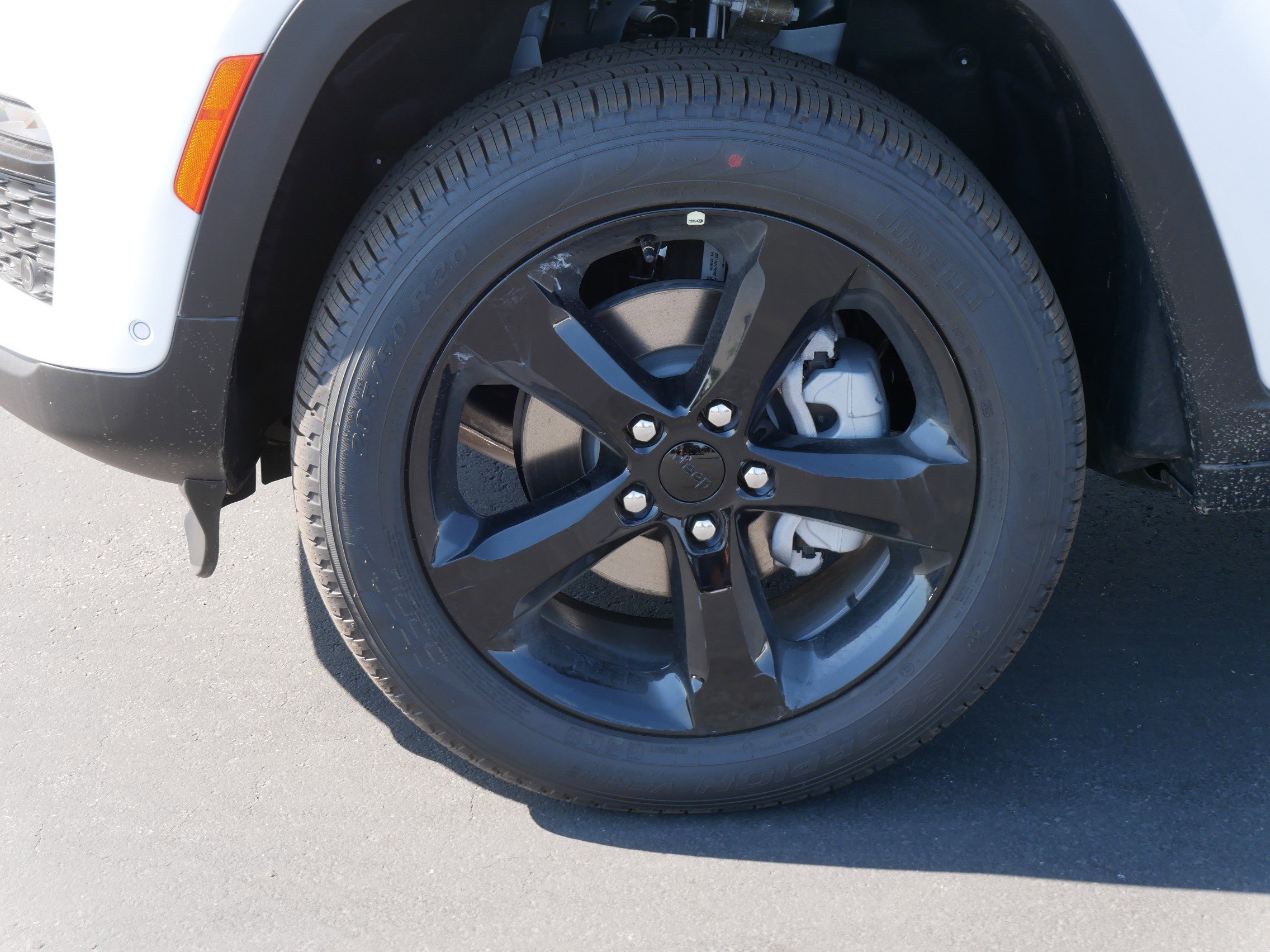 New 2025 Jeep Grand Cherokee Limited w/ Luxury Tech Group II image 4