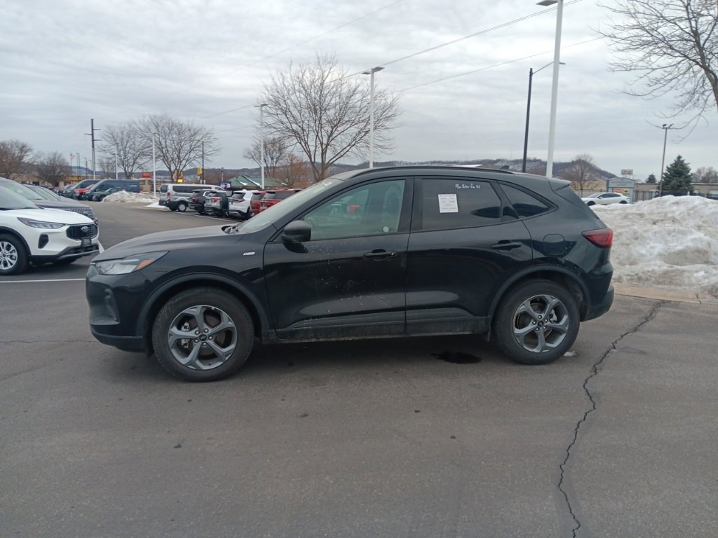 Used 2025 Ford Escape ST-Line image 14