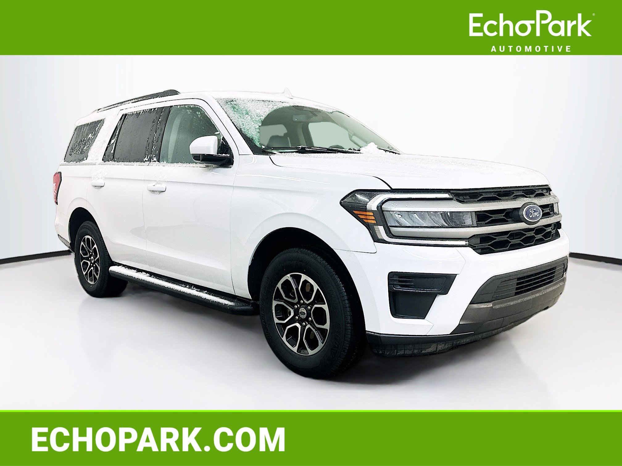 Used 2024 Ford Expedition XLT image 1