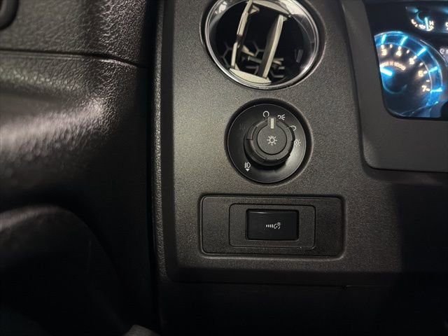 Used 2011 Ford F150 XLT w/ XLT Chrome Pkg image 21