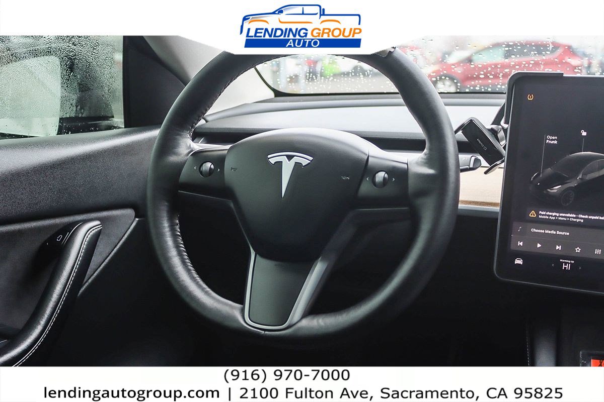 Used 2021 Tesla Model Y Long Range image 14