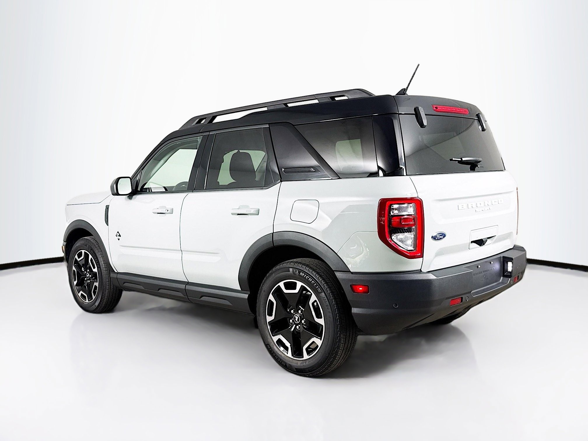 Used 2024 Ford Bronco Sport Outer Banks AWD/4WD image 29