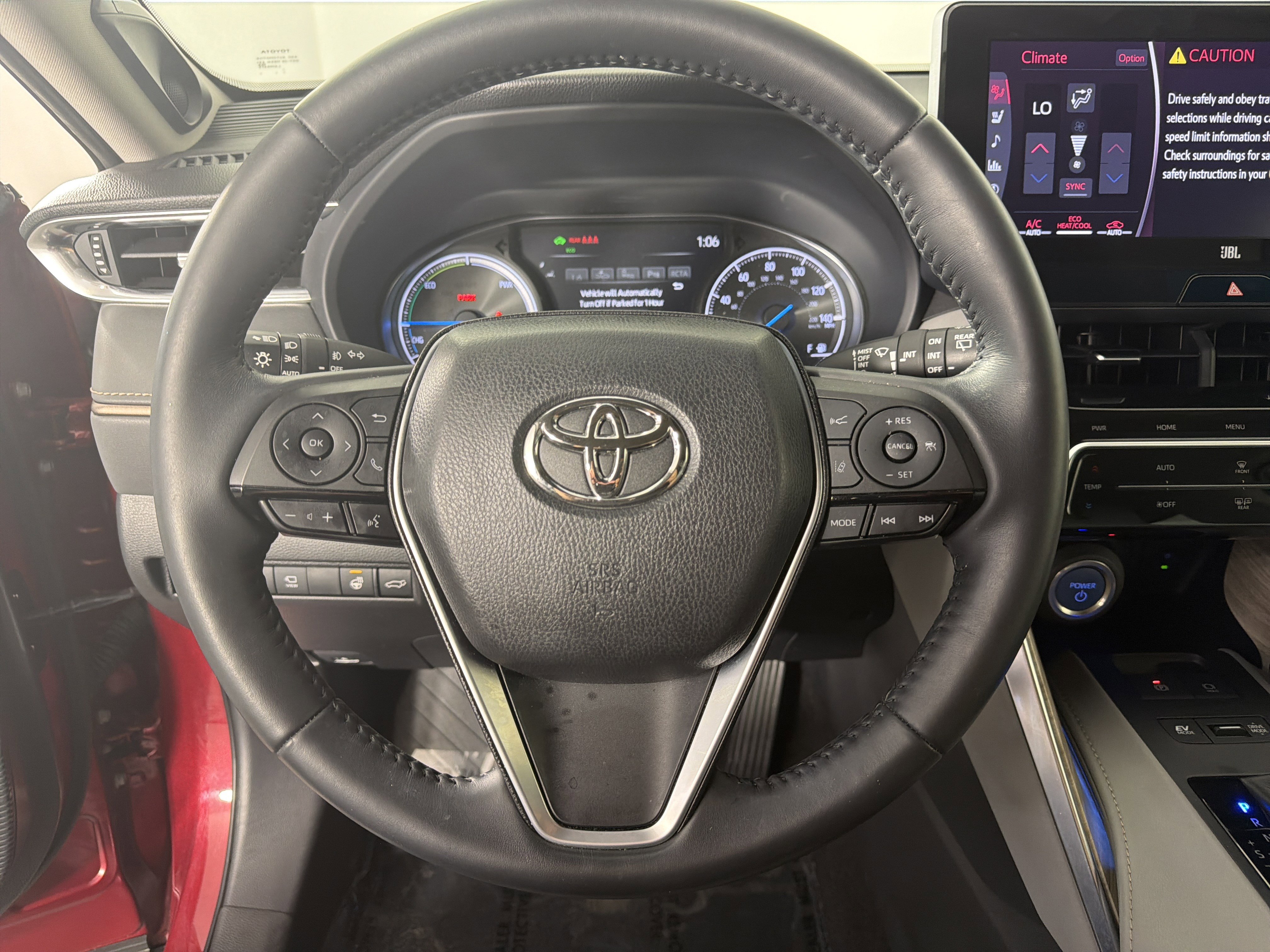 Used 2022 Toyota Venza Limited AWD/4WD image 16