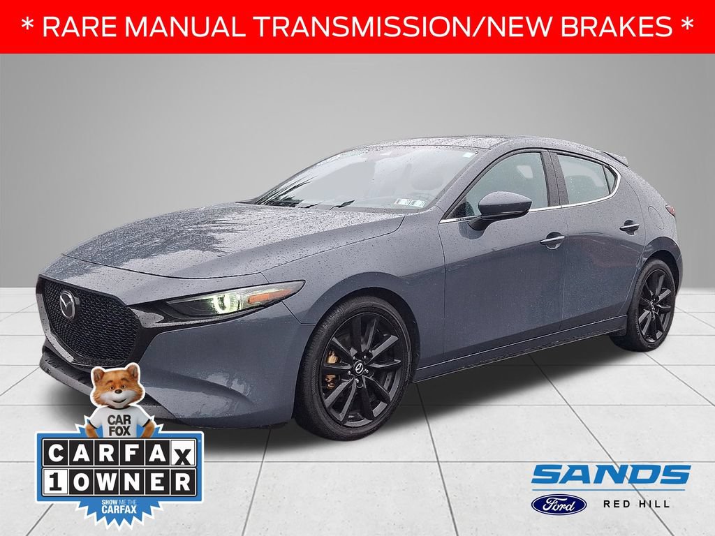 Used 2020 MAZDA MAZDA3 Hatchback w/ Premium Package FWD image 1