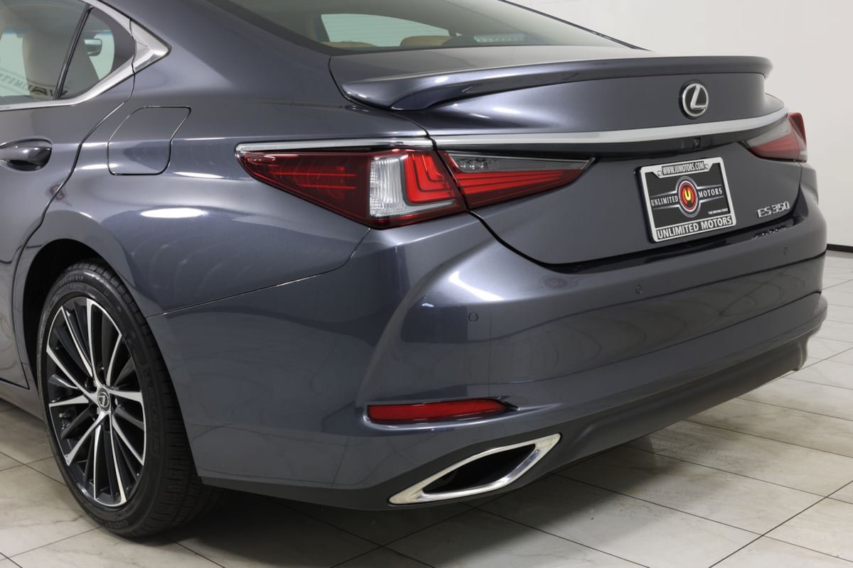 Used 2024 Lexus ES 350 w/ Premium Package FWD image 44