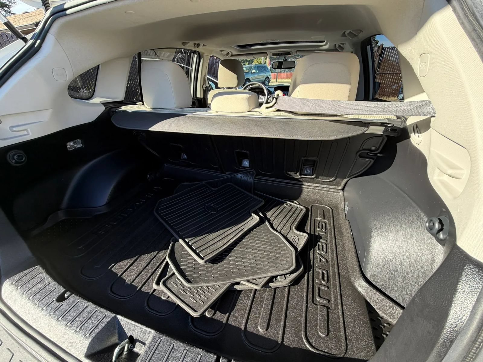 Used 2016 Subaru Crosstrek 2.0i Premium w/ Moonroof Package AWD/4WD image 11