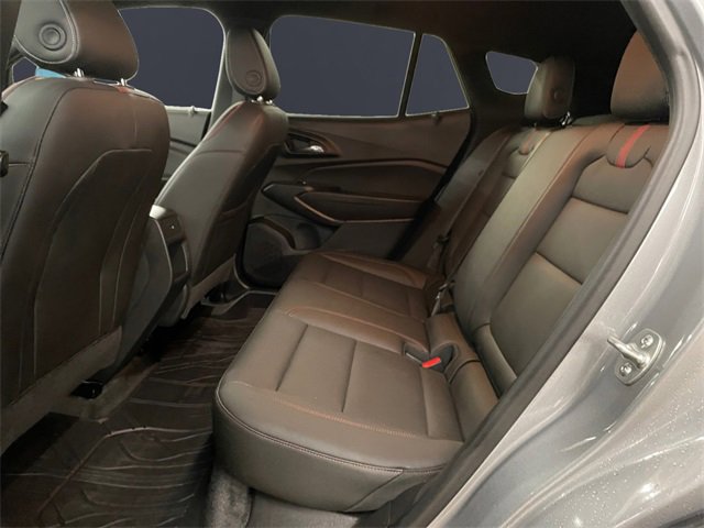 Used 2025 Chevrolet Trax RS w/ Sunroof Package image 13