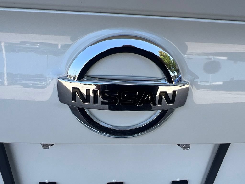 Used 2022 Nissan Rogue Sport SV AWD/4WD image 33
