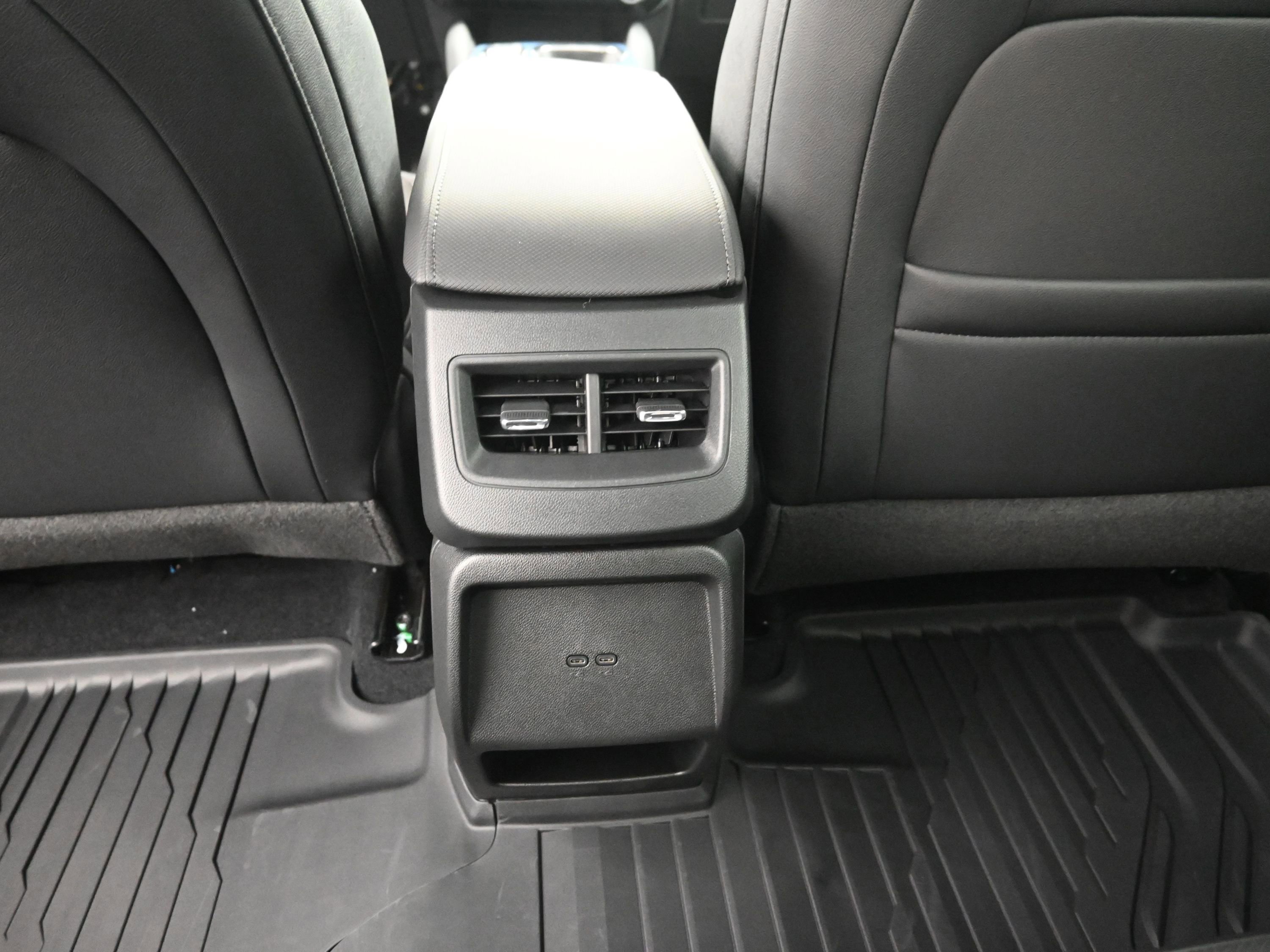 New 2026 Chevrolet Equinox EV LT image 21