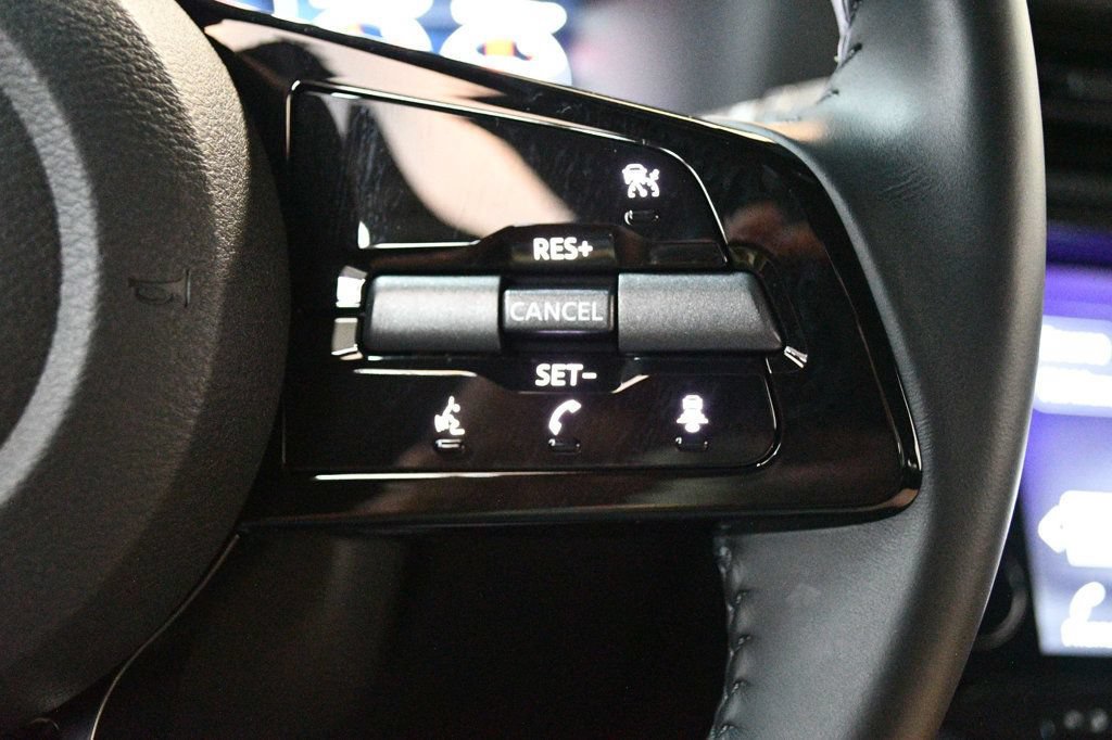 Used 2024 Nissan Z Performance w/ Floor Mat Package RWD image 32