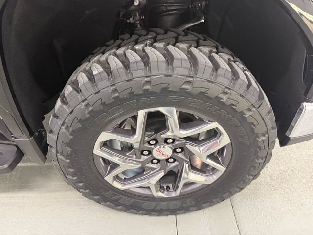 New 2026 GMC Sierra 1500 SLT w/ SLT Premium Plus Package image 4